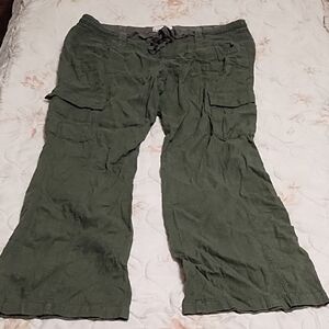 Old Navy Olive Cargo Trousers